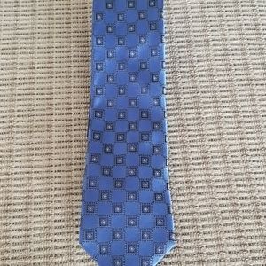 Silk tie